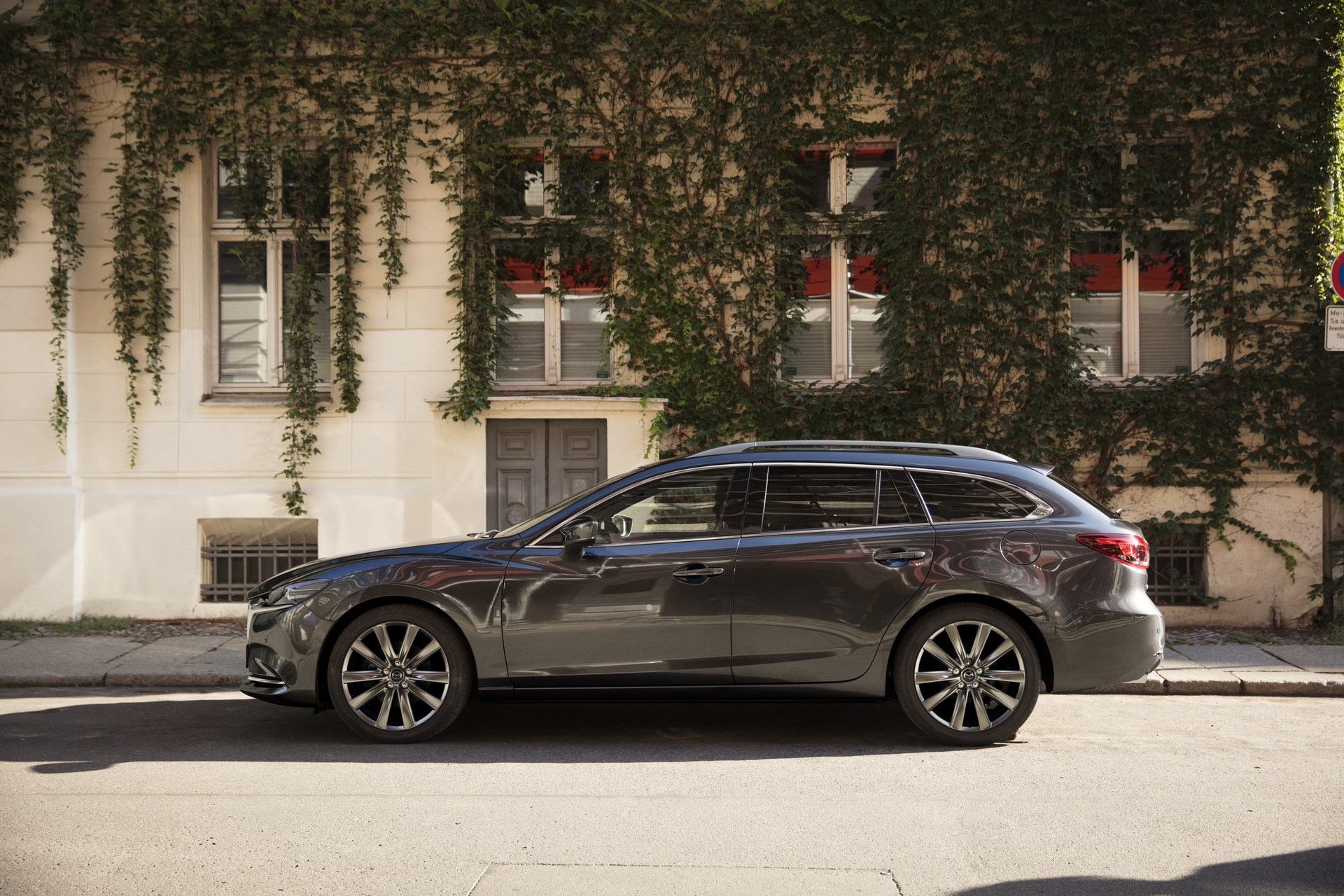 Facelifted 2018 Mazda6 Wagon Is More Premium Than Ever