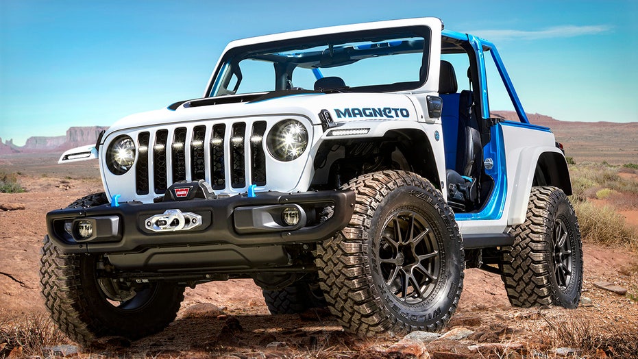 Jeep veep says ‘good chance’ electric Wrangler is coming in 2023