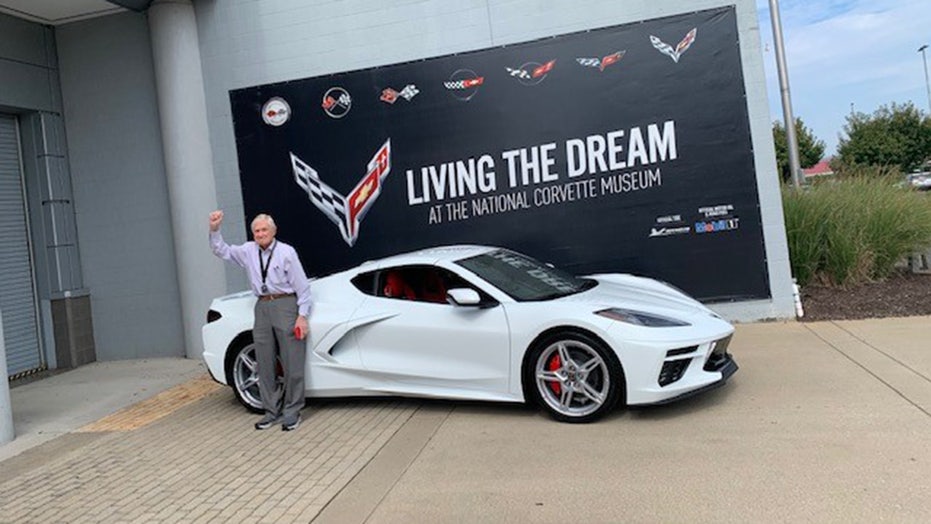 95-year-old WWII veteran gets bumped up Corvette Stingray waiting list