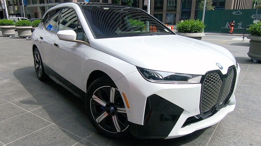 Review: The 2022 BMW iX electric SUV is so futuristic it can fix itself