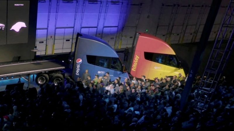 Here’s what the Tesla Semi really sounds like on the highway