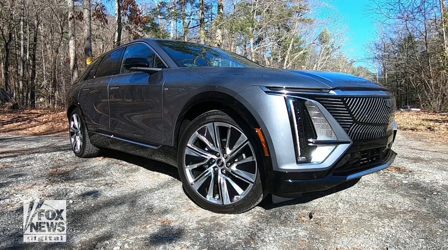 Review: The 2023 Cadillac Lyriq hits the right notes